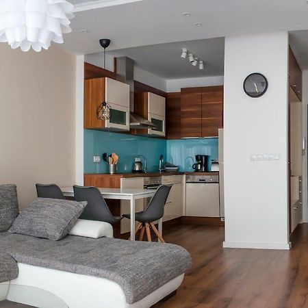 Center Rev Apartment With Free Underground Garage Győr Eksteriør bilde